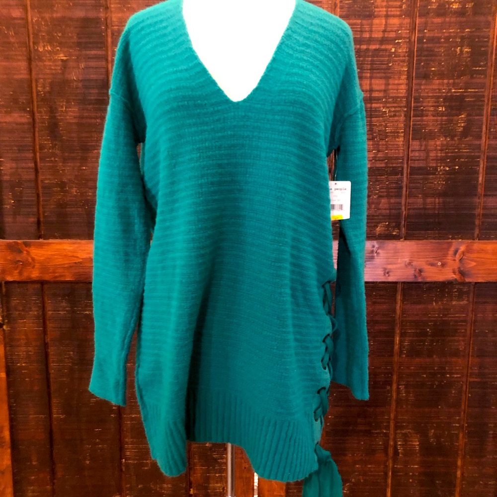 3/$30 NWT Free people heart it laces sky sweater extra long chunky knit sweater